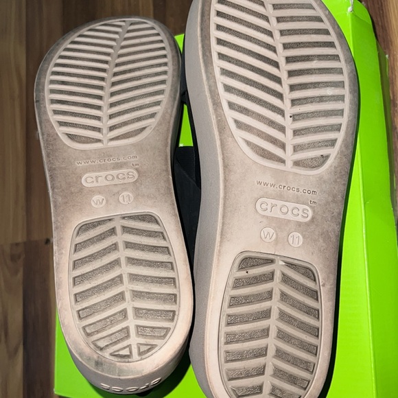 Crocs Brooklyn Low Wedge - Picture 4 of 4